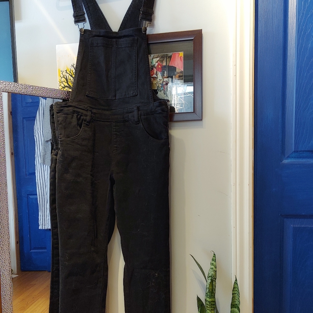 Black Skinny Leg Overalls